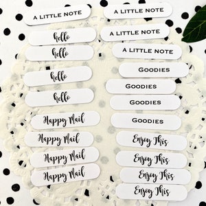 Word Sentiments 20 pezzi - Tema Happy Mail/HappyMail/Ephemera/Etichette/Abbellimenti/Tag regalo