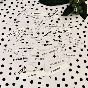 Word Sentiments - Confezione mista da 20 pezzi / Fai da te / Abbellimento / Carta / Scrapbooking