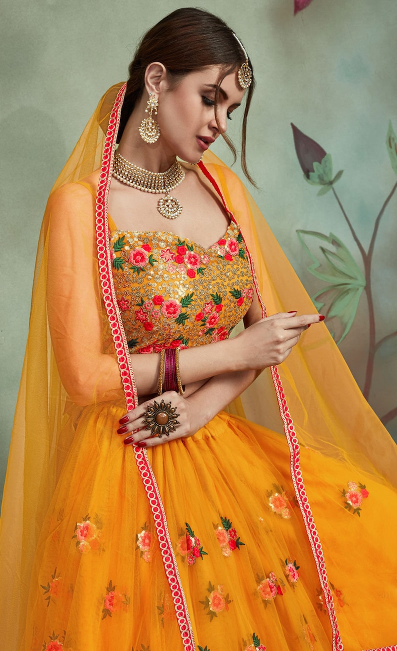 engagement lehenga pic