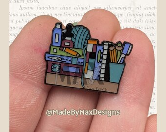 Arts and Crafts Bookshelf - 1" Enamel Pin - Bookshelves for Bibliophiles Literary Themed Flair Lapel Pin for Readers