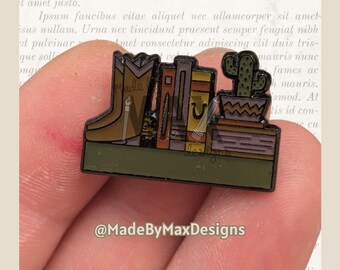 Western Bookshelf - 1" Enamel Pin - Bookshelves for Bibliophiles Literary Themed Flair Lapel Pin for Readers