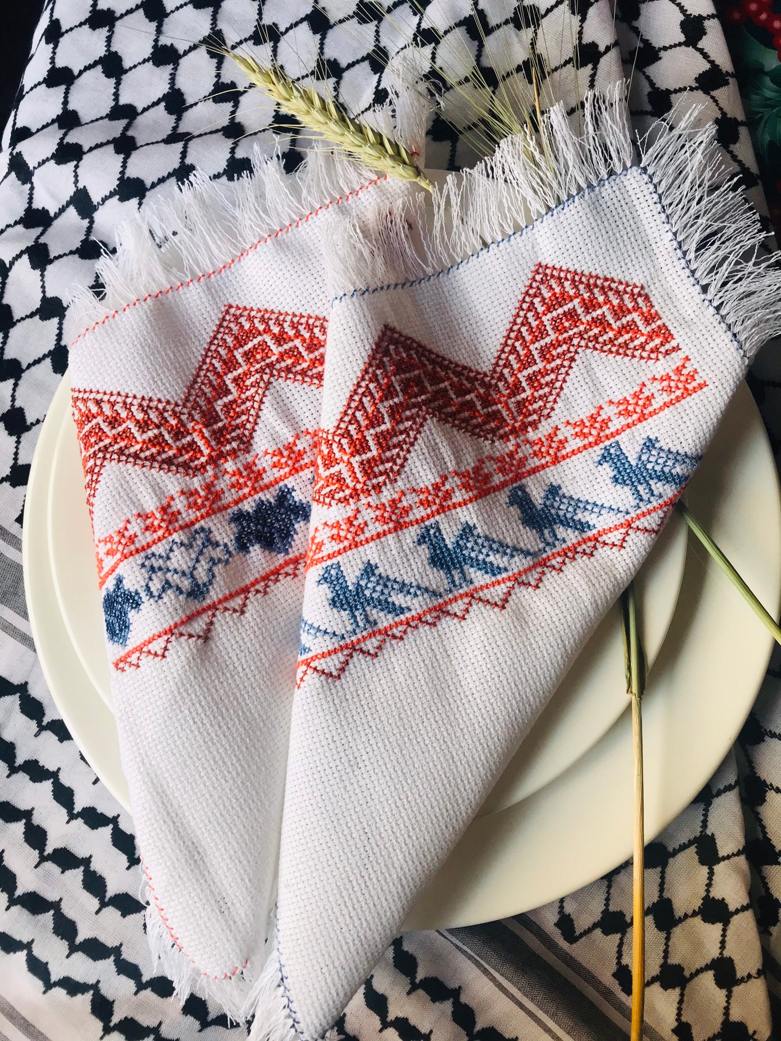 Decorative napkins 3 pieces for serving breakfast lunch / Etsy