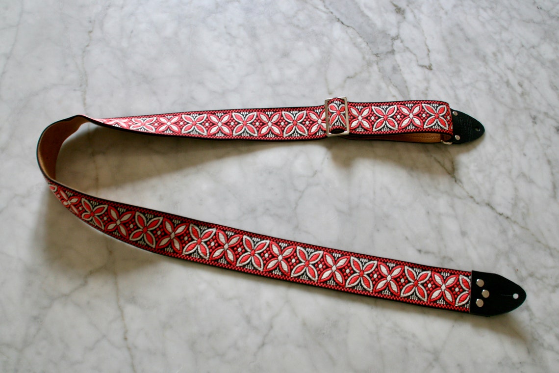 Vintage 60s Coral 'Beck' Hippie Guitar - Camera - Bag Strap, foto 3 di 5