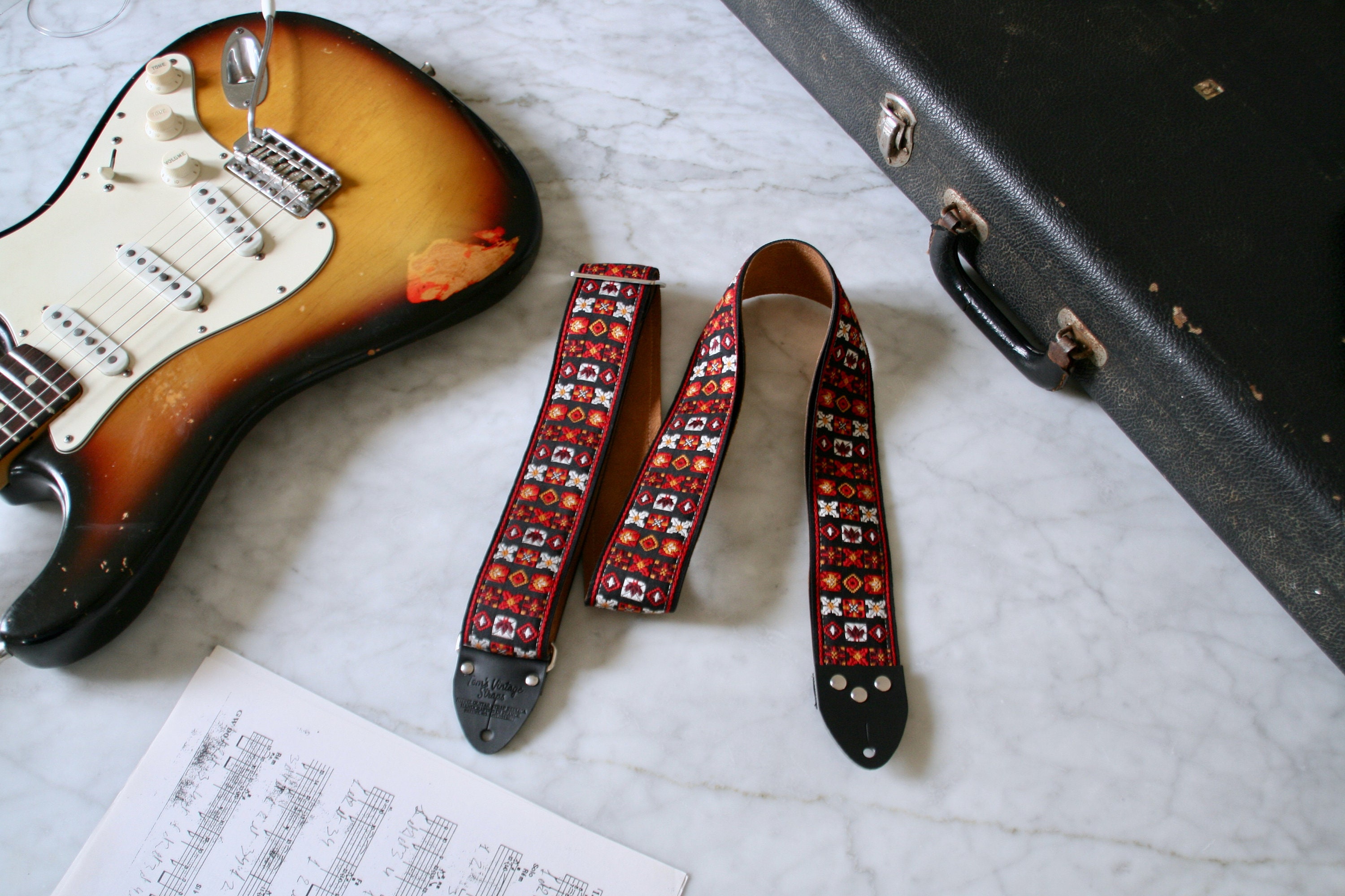 Vintage 70s Red 'woodstock' Hippie Guitar Camera Bag Strap - Etsy Hong Kong Vintage 70s Red 'woodstock' Hippie Guitar Camera Bag Strap - Etsy Hong Kong