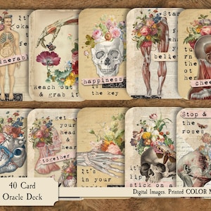 K&ouml;nnte beinhalten: Ein Set mit 40 Orakelkarten mit Vintage-Illustrationen, die anatomische Zeichnungen, Blumen und Sch&auml;del zeigen. Die Karten haben Text darauf, wie "Vulnerabel", "Gl&uuml;ck ist der Schl&uuml;ssel" und "Halt an und rieche die Rosen".