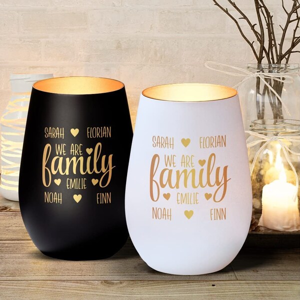 Windlicht We Are Family mit Gravur | Geschenkidee für die Eltern | Familiengeschenk | Großeltern | Mama | Papa | Geschenk zum Valentinstag