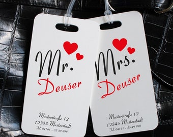 Personalized Suitcase Pendant Set "Mr. & Mrs."