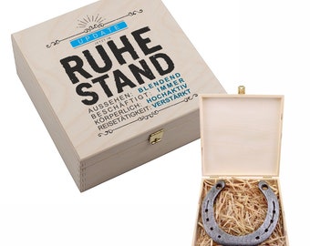 Horseshoe Box "Update: Now retired" | Farewell gift for retirement for colleagues + friends | funny gift idea for men & women