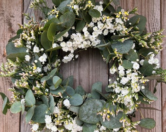 Fresh eucalyptus wreath Gypsophila Spring wreath Fresh door wreath Communion wreath Communion Mother's Day gift Statice