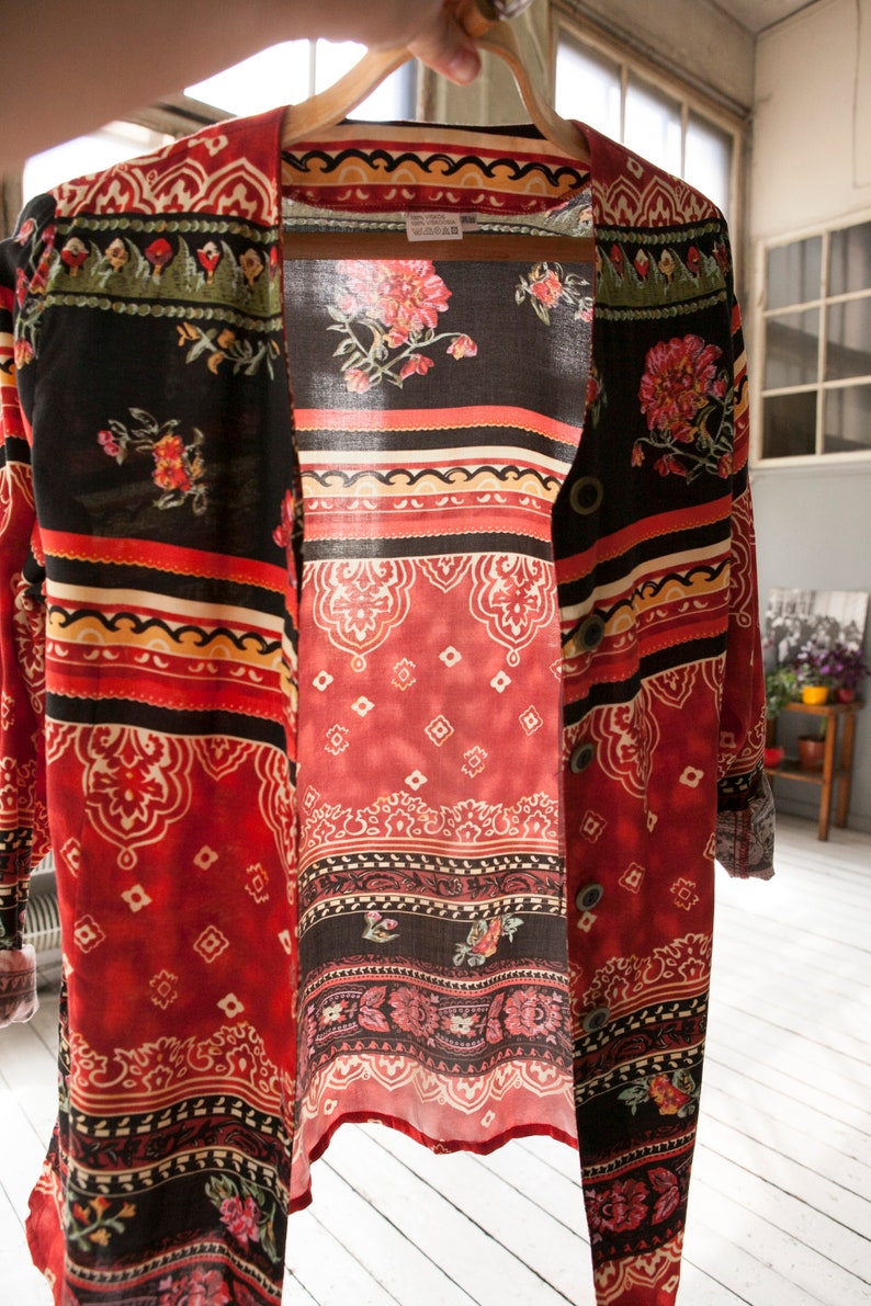 90s Floral Blouse Size M Womens Red Ethnic Rayon Blouse Long Sleeve Tapestry Top Oriental Top Slitted Blouse Patterned Festival Overshirt