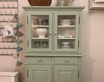 Green display cabinet