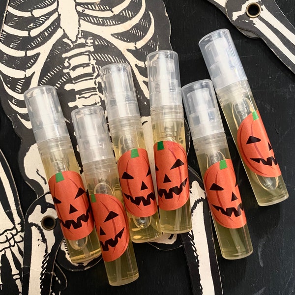 Halloween Room Spray, Witchy Candles, Spooky Scents, Fall, Autumn, Gothic