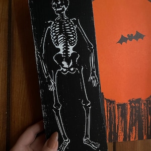 Vintage Skeleton Decor, Goth Decor, Vintage Halloween, Halloween Decor, Goth Wall Art, Spooky, Gothic Home, Anatomy