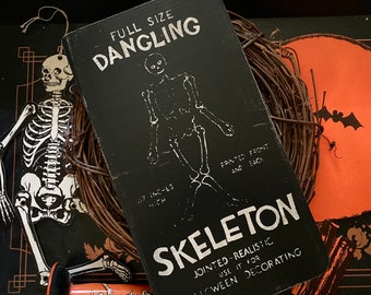 Vintage Skeleton Solid Wood Decor, Halloween Sign