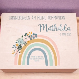 Personalisierte Erinnerungskiste | Holzkiste | Aufbewahrungskiste | Erinnerungsbox Kommunion Taufe Geburtstag | Holzkiste | Regenbogen Flora