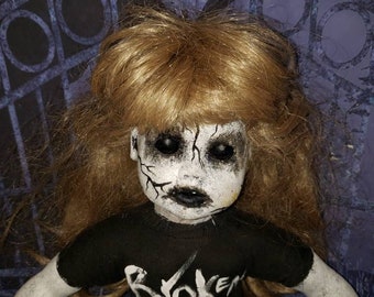 scary dolls for halloween