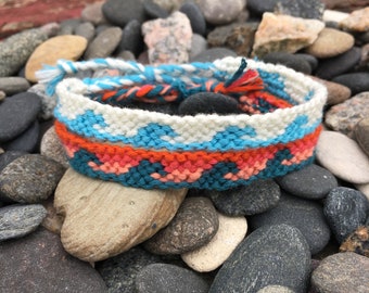 Wave friendship bracelet