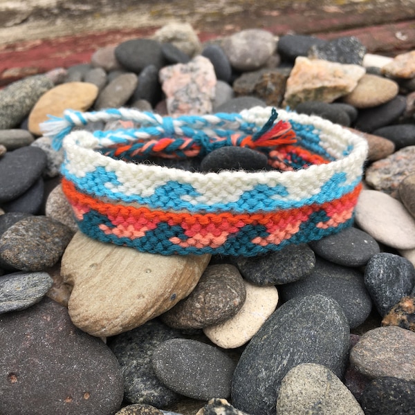 Wave friendship bracelet