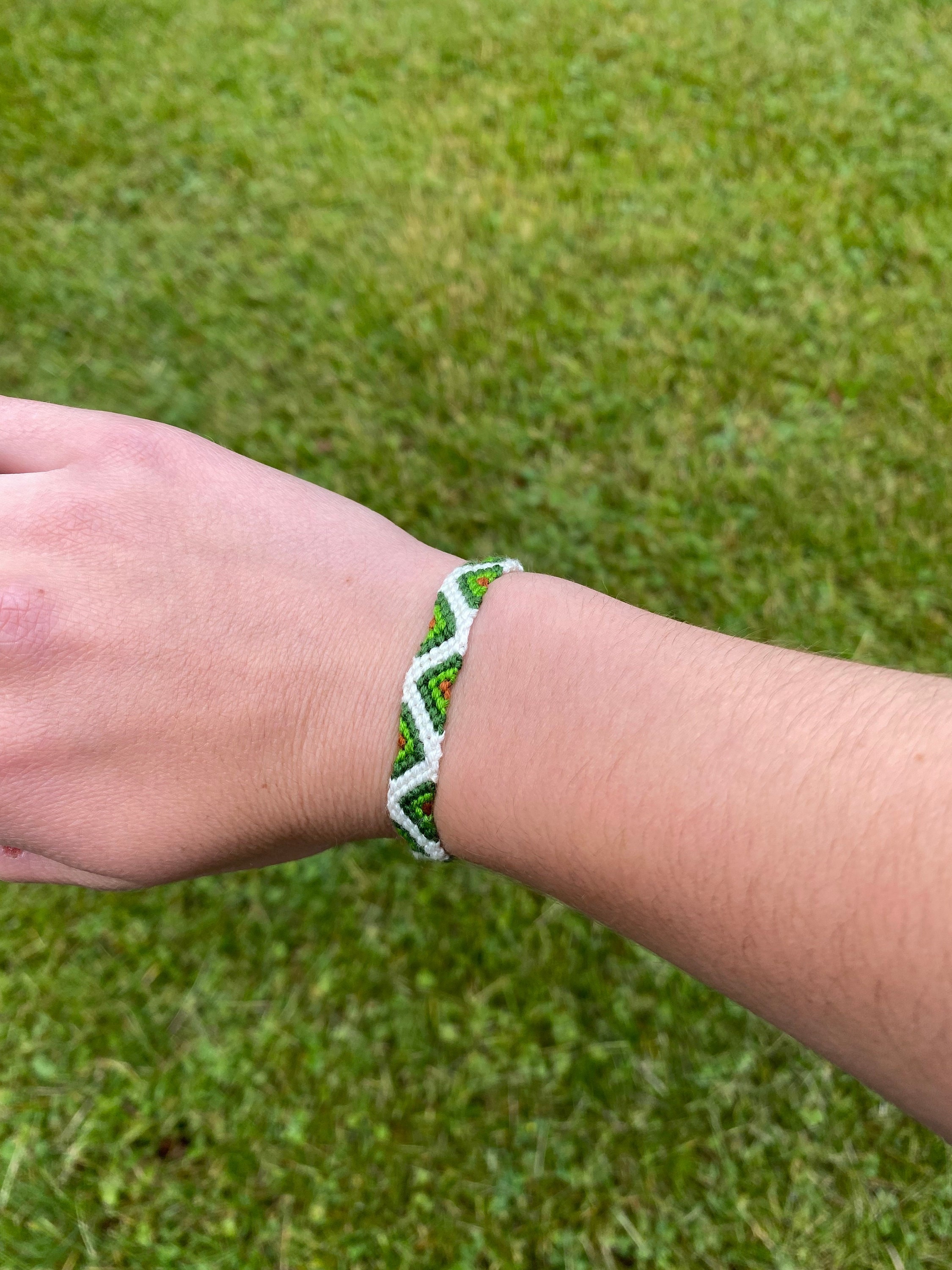 Avocado friendship bracelet best sale