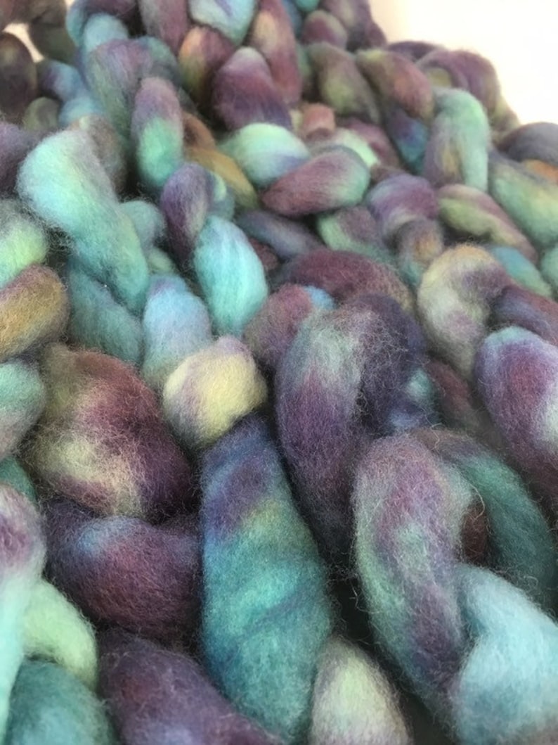 4oz Watery falkland roving
