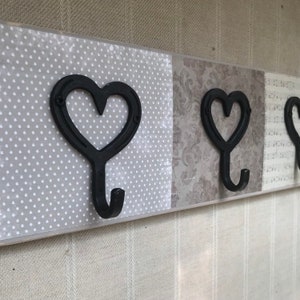 Shabby Chic Triple Hanging Wooden Coat Hooks / Rack Hallway / Entryhall