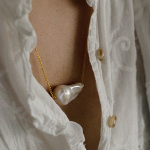 Baroque Pearls Gold Necklace