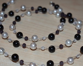 Perlenkette Kette Collier Halskette schwarz/weiß Glaswachsperlen Geschenk Muttertag Frau Freundin Verlobte Schwester Tante