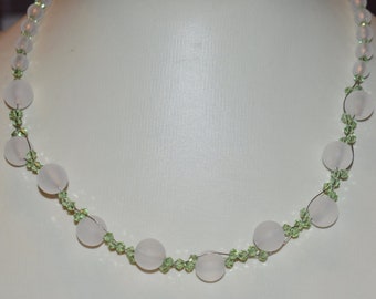 Kette Halskette Collier Perlenkette weiß peridot Geschenk Mama Mutter Frau Freundin Verlobte Schwester Braut