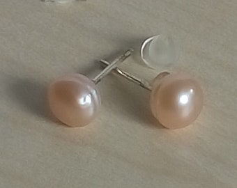 Ohrstecker Süßwasserperle Zuchtperle SW-Perle apricot helle Farbe Geschenk Frau Freundin Verlobte Braut Brautjungfer Trauzeugin