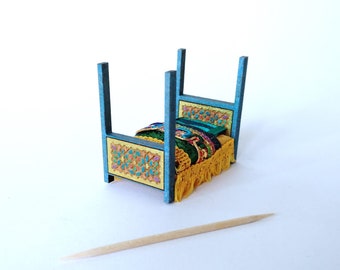 1/48th kit Moroccan style bed, quarter scale