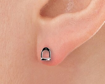 Fixed horse-themed earrings - Stirrup