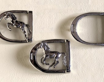Boucles sur le thème du cheval - étrier - Pour ceintures hauteur 3 cmBoucles Etrier
