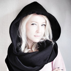 Hood and scarf, 2in1, BLACK HOOD for her image 1