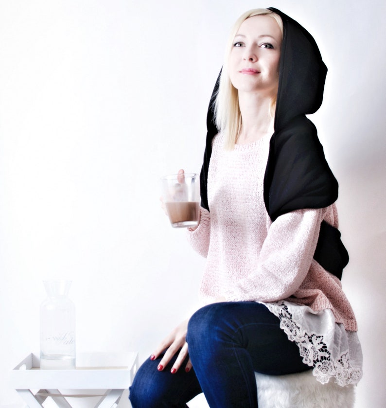 Hood and scarf, 2in1, BLACK HOOD for her image 3