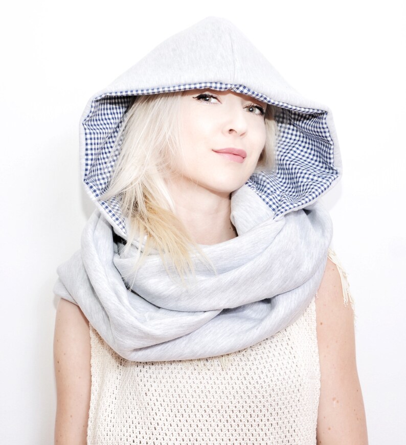 Hood and scarf, 2in1, CHECKERED NAVY HOOD image 3