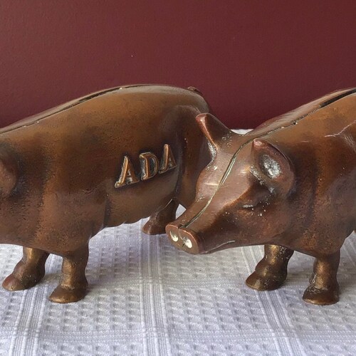 Pair Of shops Vintage/ Antique Cast Copper Pig Coin Banks/ Piggy Banks (ADA, WARD)