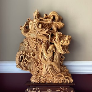 VTG Detailed Chinese Carved Wooden Figural Statue on Wooden Base, 19+” Tall