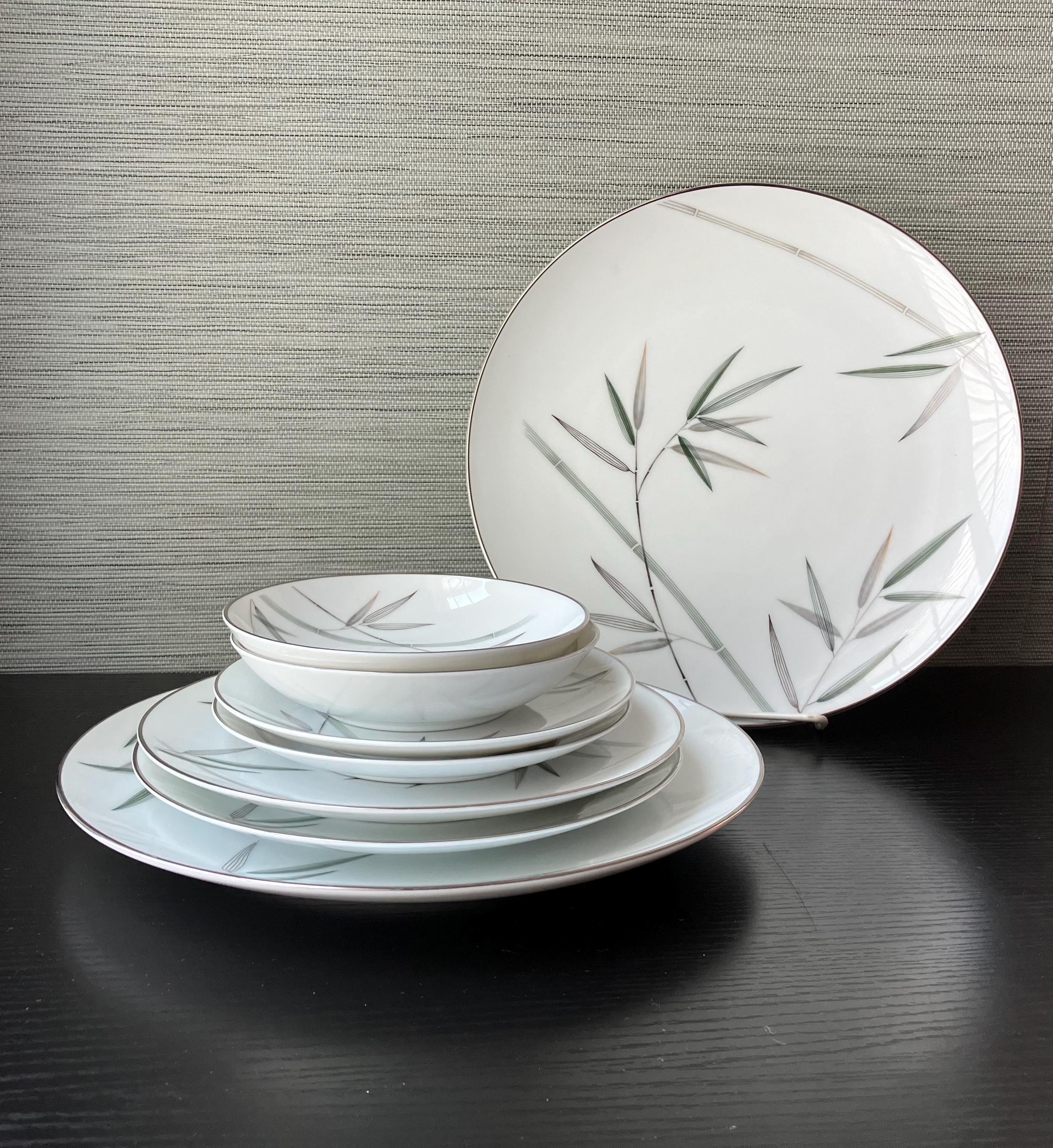 Vintage 8-piece Noritake China Bambina Plates & Bowls, Pattern