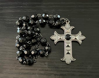 VTG Black Beaded Rosary Necklace with Ornate Silver Tone Cross/ Catholic Jewelry
