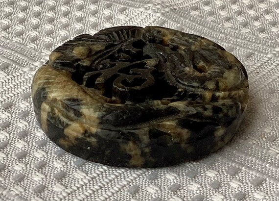 Rare Antique Detailed Carved Chinese Jade Zhou Beads Perles Chinoises