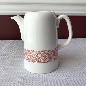 Rare Vintage Wedgwood Porcelain Tea or Coffee Pot W/ Lid, Metallised Bone China