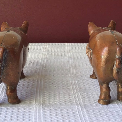 Pair Of shops Vintage/ Antique Cast Copper Pig Coin Banks/ Piggy Banks (ADA, WARD)