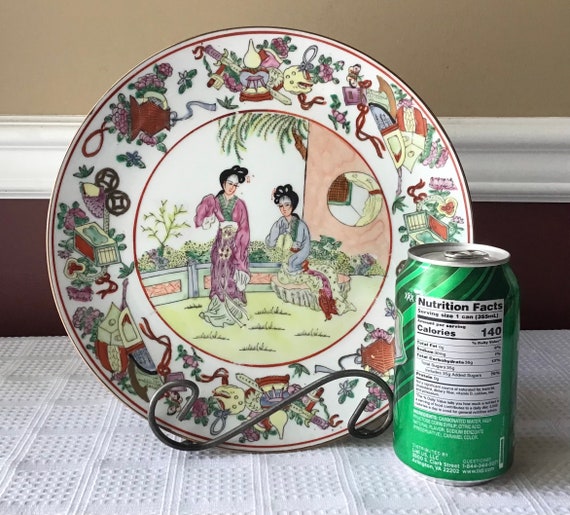 Vintage Chinese Porcelain Figural Plate Hand Painted in Hong