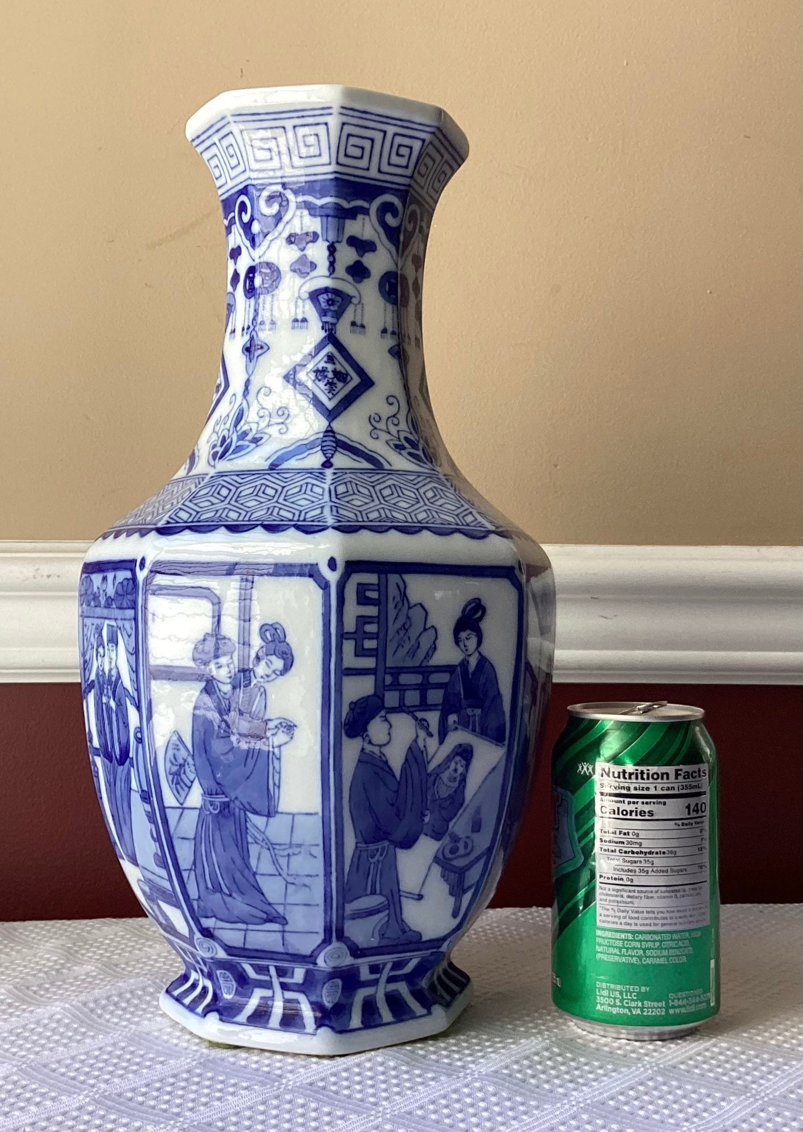 VTG Chinese Porcelain Blue & White Figural Vase, Octagon, Unmarked