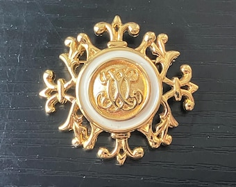Vintage Anne Klein Brooch – Gold Tone Floral Scroll, Marked AK - Etsy