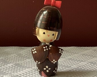 Vintage Japanese Wooden Kokeshi Doll, Unmarked, 4 3/8” Tall