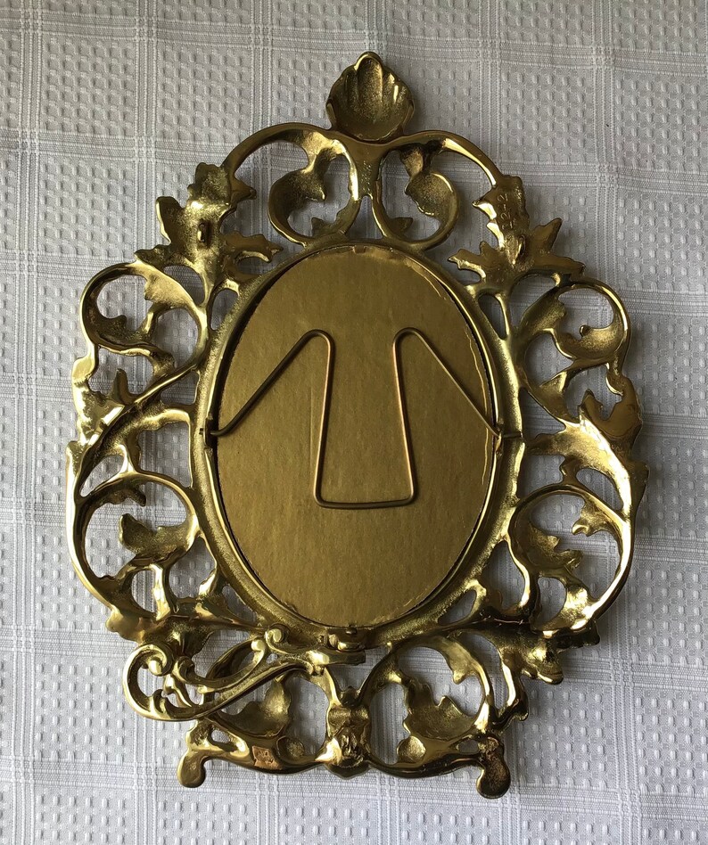 Oval Shape Vintage Heavy Brass Standing Photo Picture Frame