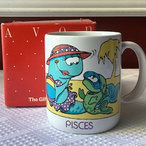 Vintage Avon Ceramic Astrology Mug in Box, Pisces Mug, The Gift Collection
