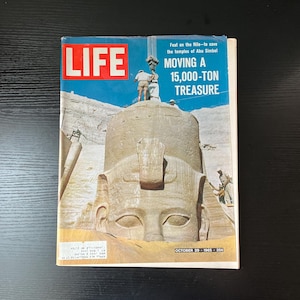 Vintage Life Magazine, October 29, 1965, Moving A 15,000 Ton Treasure