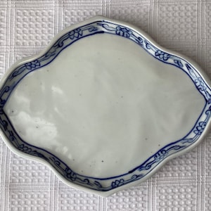 Antique Chinese Porcelain Plate/Dish, Blue & White Hand Painted Under Glaze